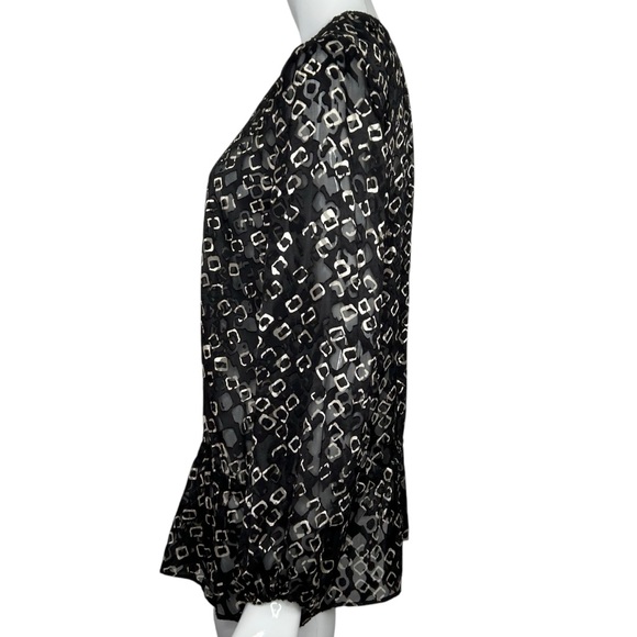 Chico's Size 1 Geometric Print Top Tunic Black & Beige Sheer Long Sleeve Shirt - Picture 6 of 16